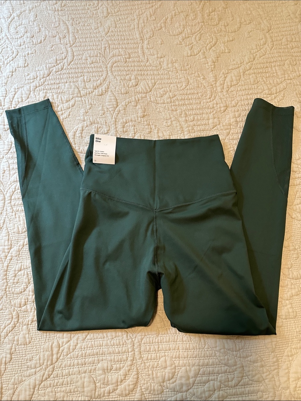 Nike women's Dark Green High-Rise Leggings size small NWT